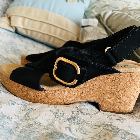 Clark’s Collection black suede wedge sandals 8M, Euro 39-nice and stylish - Picture 4 of 13